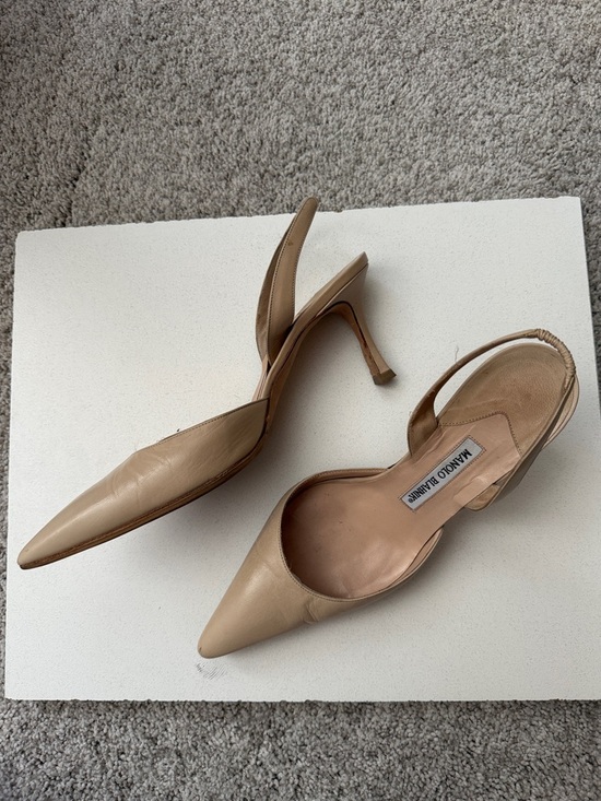 Manolo Blahnik Shoes - Manolo Blahnik Nude Pointed-Toe Slingback Heels
